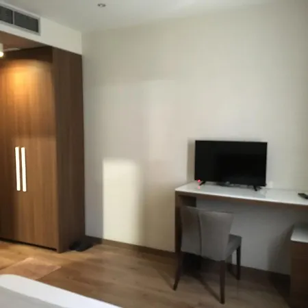 Soleo 3* Tirana