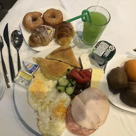 Alojamento de Acomodação e Pequeno-almoço Soleo 3*